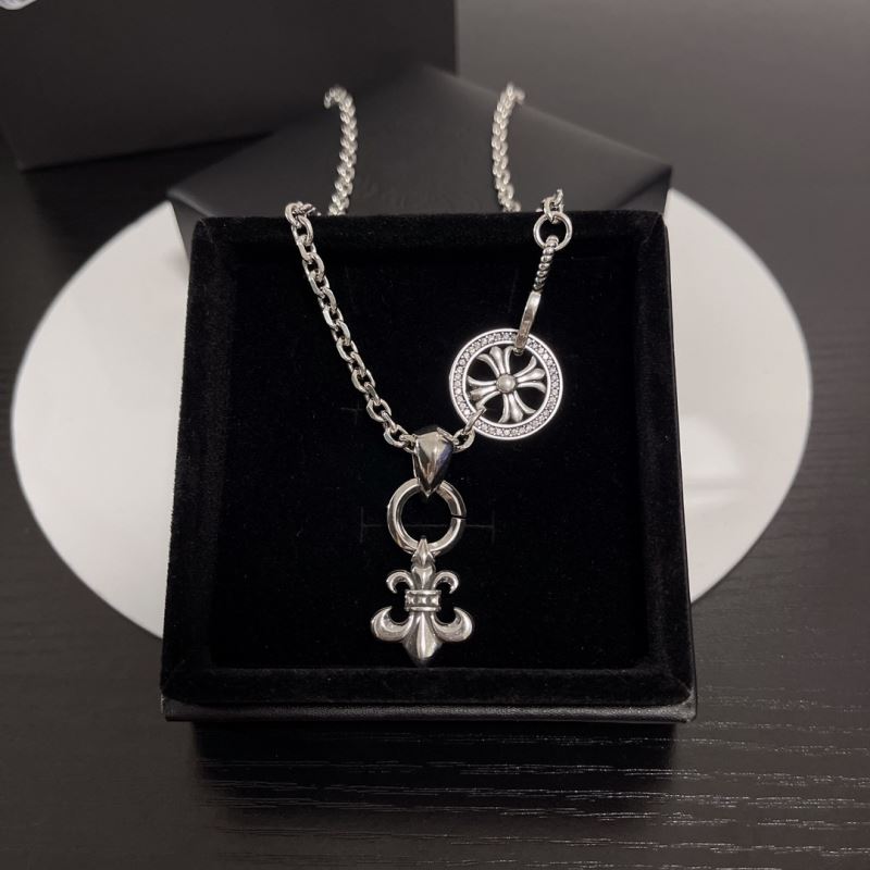 Ch**me He**ts necklaces